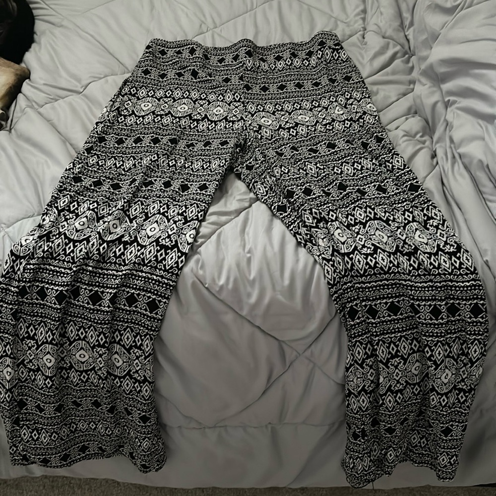 Stoosh Pattern Printed Pants